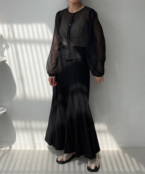 AS KNOW AS plus（アズノゥアズプラス）の「〇2WAYボリューム袖シャーリングブラウス（シャツ/ブラウス・レディース・ピンク/オフホワイト/ブラック・FREE）」の7枚目の写真