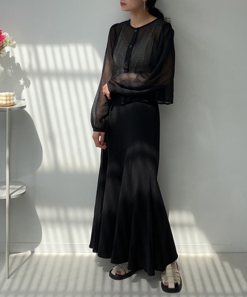 AS KNOW AS plus（アズノゥアズプラス）の「〇2WAYボリューム袖シャーリングブラウス（シャツ/ブラウス・レディース・ピンク/オフホワイト/ブラック・FREE）」の8枚目の写真