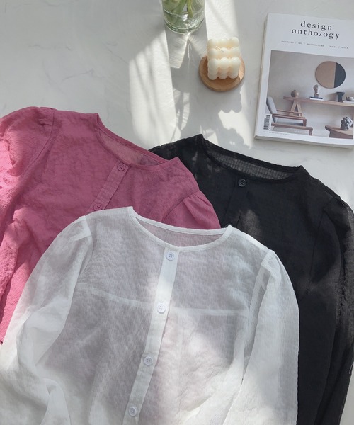 AS KNOW AS plus（アズノゥアズプラス）の「〇2WAYボリューム袖シャーリングブラウス（シャツ/ブラウス・レディース・ピンク/オフホワイト/ブラック・FREE）」の21枚目の写真