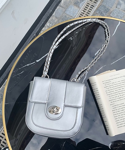 LOPASS（ロパス）の「チェーンスクエアショルダーバッグ（ショルダーバッグ・レディース・ブラック/シルバー・FREE）」の11枚目の写真