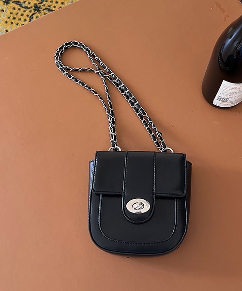 LOPASS（ロパス）の「チェーンスクエアショルダーバッグ（ショルダーバッグ・レディース・ブラック/シルバー・FREE）」の17枚目の写真