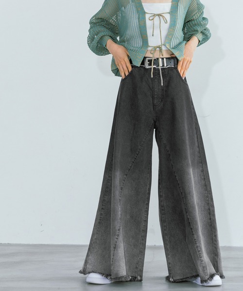 PAGEBOY（ページボーイ）の「ハカマデニム（デニムパンツ・レディース・ブルー/ブラック・25inch/26inch）」の18枚目の写真