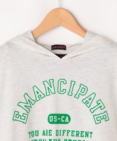 LOVETOXIC(ラブトキシック)の「アーチロゴ短丈PKインナーSET(Tシャツ/カットソー・キッズ・グリーン/オフホワイト/ブラック・S/M/SS/L)」の7枚目の写真