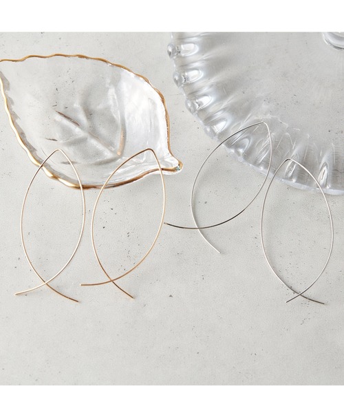 VitaFelice(ヴィータフェリーチェ)の「シルバーワイヤーピアス(ピアス(両耳用)・レディース・ゴールド/シルバー・FREE)」の3枚目の写真