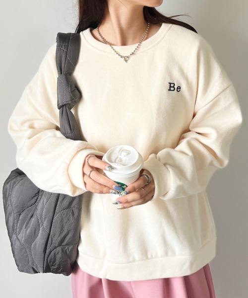 CLEA(クレア)の「〈Be〉刺繍 オーバーサイズカラースウェット(スウェット・レディース・イエロー/アイボリー/ダークグリーン/ピンク/ネイビー/グレー・FREE)」の2枚目の写真