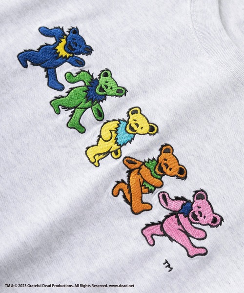 Grateful Dead（グレイトフルデッド）の「【GRATEFUL DEAD/グレイトフルデッド】キャラクター刺繍 半袖Tシャツ/ワンポイント刺繍/ビッグシルエット（Tシャツ/カットソー・レディース・ホワイト/スミクロ/パープル/マルチ・M/L）」の5枚目の写真