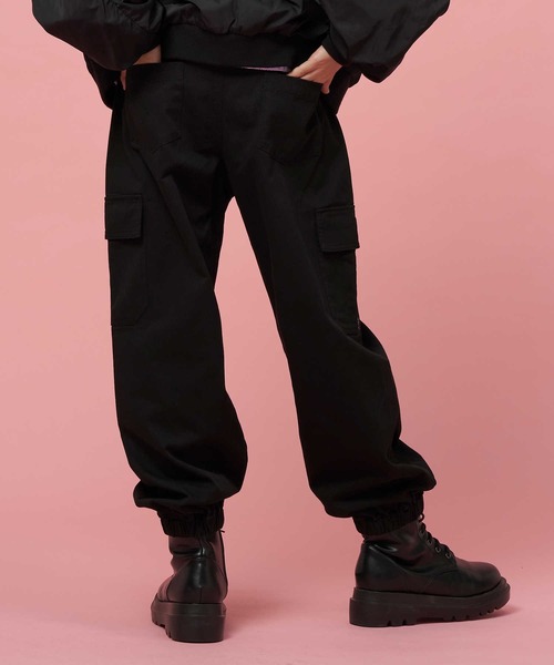 Right-on(ライトオン)の「【VIVIAN BLUE】ロゴテープポケットカーゴパンツ(カーゴパンツ・キッズ・ライトインディゴブルー/ブラック・150/130/120/140)」の6枚目の写真