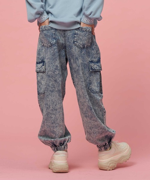 Right-on(ライトオン)の「【VIVIAN BLUE】ロゴテープポケットカーゴパンツ(カーゴパンツ・キッズ・ライトインディゴブルー/ブラック・150/130/120/140)」の9枚目の写真