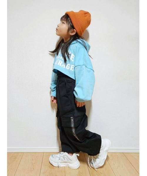 Right-on(ライトオン)の「【VIVIAN BLUE】ロゴテープポケットカーゴパンツ(カーゴパンツ・キッズ・ライトインディゴブルー/ブラック・150/130/120/140)」の17枚目の写真