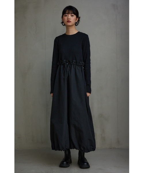 AZUL by moussy(アズールバイマウジー)の「ドッキングドローストリングワンピース(ワンピース・レディース・ブラック/グレー・MEDIUM/SMALL)」の21枚目の写真
