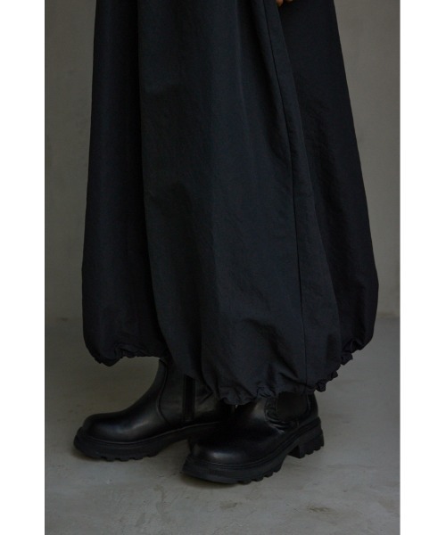 AZUL by moussy(アズールバイマウジー)の「ドッキングドローストリングワンピース(ワンピース・レディース・ブラック/グレー・MEDIUM/SMALL)」の14枚目の写真