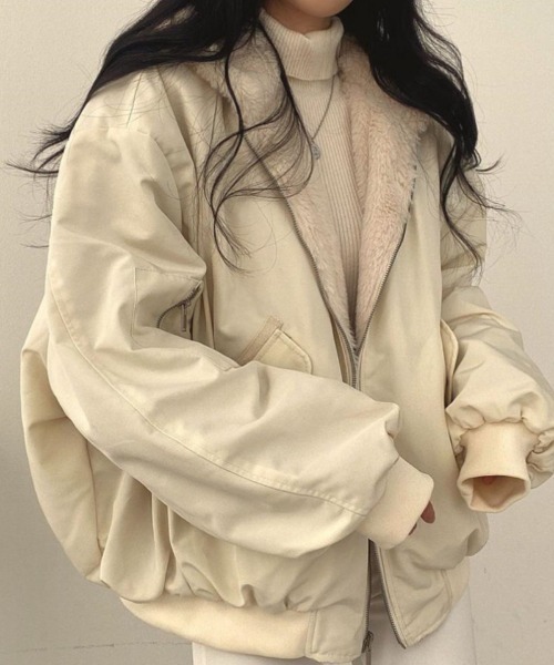 Ritzy（リッツィー）の「2way リバーシブル フードボアブルゾン（ブルゾン・レディース・ブラック/ホワイト/グレー/カーキ・M/L）」の6枚目の写真