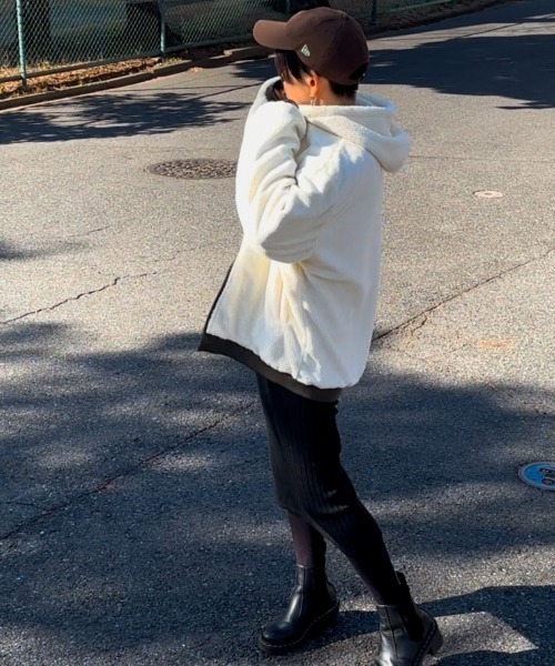 Ritzy（リッツィー）の「2way リバーシブル フードボアブルゾン（ブルゾン・レディース・ブラック/ホワイト/グレー/カーキ・M/L）」の19枚目の写真