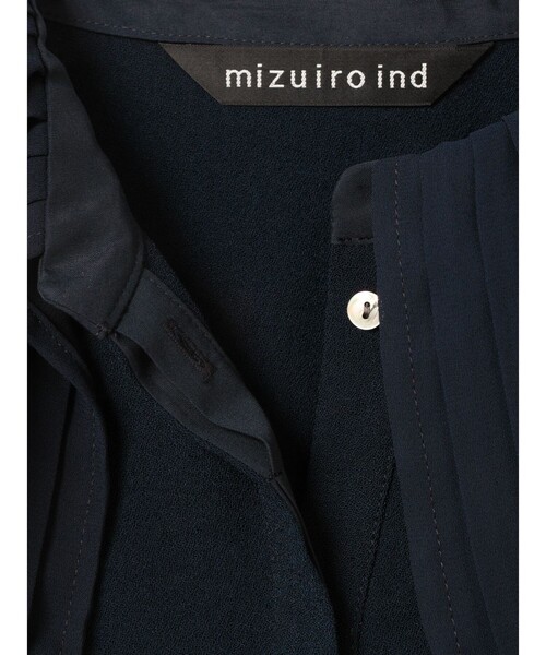mizuiroind(ミズイロインド)の「mizuiro ind プリーツカラーシャツプルオーバー(シャツ/ブラウス・レディース・ブラック/アイボリー/ネイビー・FREE)」の17枚目の写真