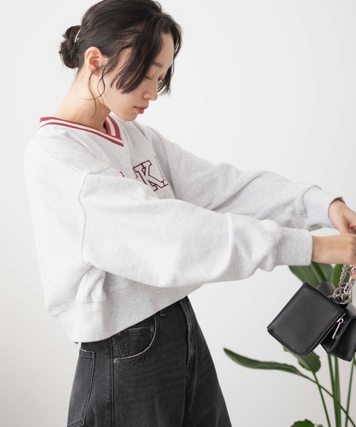 WEGO（ウィゴー）の「WEGO/Vネックラインリブショートスウェット（スウェット・レディース・ブルー/杢グレー/オフホワイト・FREE）」の11枚目の写真