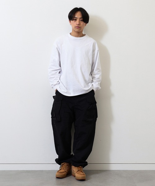 NULL（ヌル）の「NULL TOKYO × BEAMS / 別注 OUTSIDE LONG PANTS