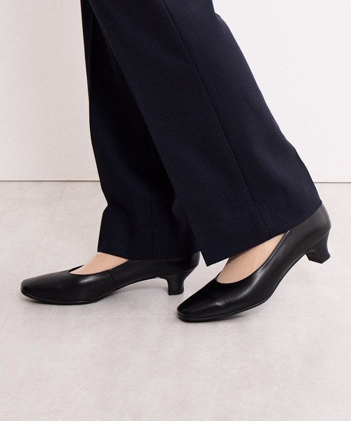 卑弥呼(ヒミコ)の「【Made in Japan】【卑弥呼】【撥水】3.5cmヒールブラックパンプス/600002(パンプス・レディース・ブラック・22.0cm/22.5cm/23.0cm/23.5cm/24.0cm/24.5cm/25.0cm/25.5cm/26.0cm/21.5cm/26.5cm)」の7枚目の写真