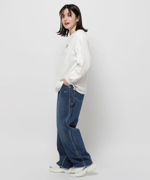 niko and...(ニコアンド)の「アソートロゴストリートロングTシャツ(Tシャツ/カットソー・レディース・オフホワイト/ナチュラル/ブルー/ブラック・MEDIUM/LARGE)」の6枚目の写真