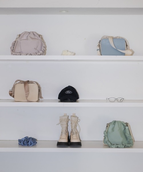 idem(イデム)の「kushu-kushu docking shoulder bag/くしゅくしゅショルダーバッグ(ショルダーバッグ・レディース・ミント/グレー・FREE)」の15枚目の写真