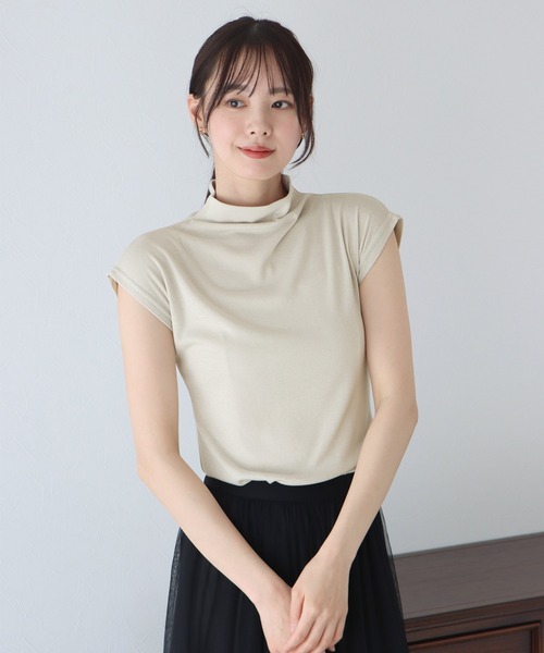 BLUEEAST（ブルーイースト）の「ハイネックフレンチスリーブTシャツ（Tシャツ/カットソー・レディース・ブルー/グレイッシュベージュ/ブラック/グリーン/ホワイト/ベージュ・MEDIUM）」の4枚目の写真