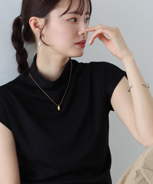 BLUEEAST（ブルーイースト）の「ハイネックフレンチスリーブTシャツ（Tシャツ/カットソー・レディース・ブルー/グレイッシュベージュ/ブラック/グリーン/ホワイト/ベージュ・MEDIUM）」の14枚目の写真