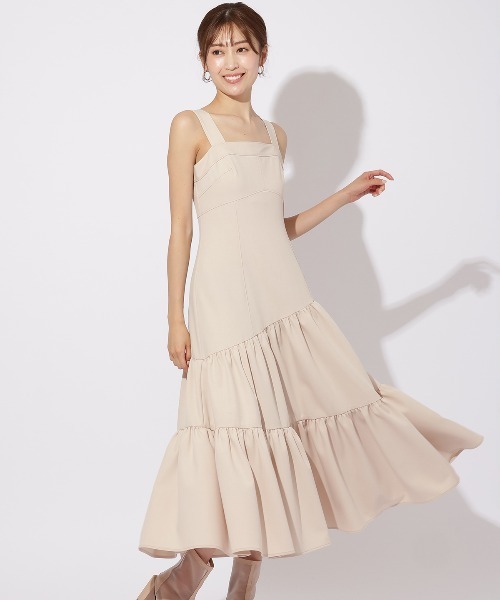 アンドクチュール　クロップドフーディ+ティアードワンピース　セットアップ AND COUTURE セットアップ クロップドフーディ＋ティアード