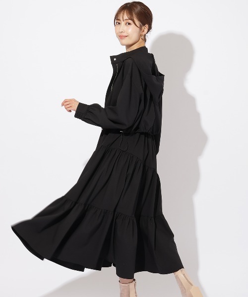 セール】クロップドフーディ＋ティアードワンピース