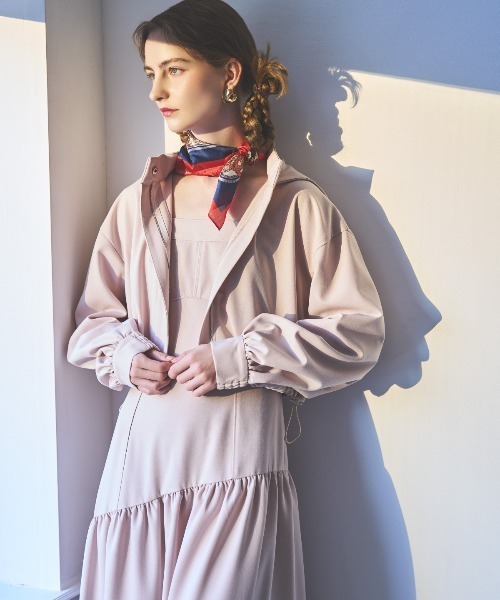 セール】クロップドフーディ＋ティアードワンピース