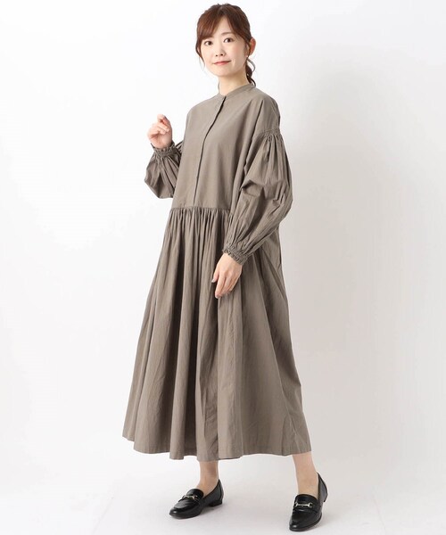 one'sterrace（ワンズテラス）の「袖ギャザー切替 ワンピース（ワンピース・レディース・ブラウン系8/ブラック系8・02）」の12枚目の写真