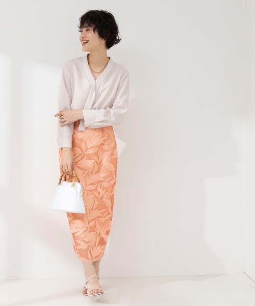 NOLLEY’S Sophi(ノーリーズソフィ)の「アムンゼン タイブラウス(シャツ/ブラウス・レディース・ベビーピンク/オフホワイト・36/38)」の10枚目の写真
