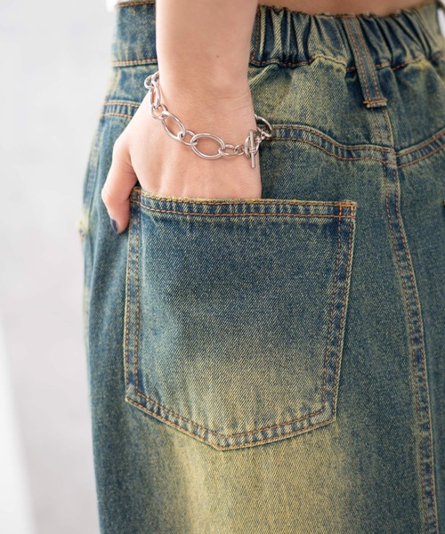 WEGO(ウィゴー)の「WEGO/ヴィンテージウォッシュデニムロングスカート(デニムスカート・レディース・インディゴブルー/ブラック・FREE)」の7枚目の写真