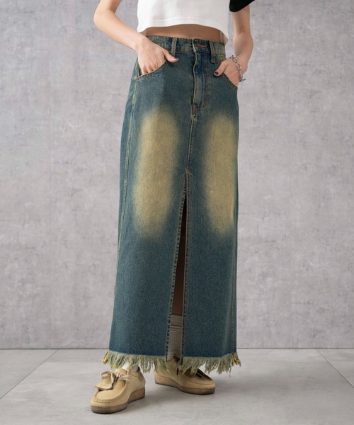 WEGO(ウィゴー)の「WEGO/ヴィンテージウォッシュデニムロングスカート(デニムスカート・レディース・インディゴブルー/ブラック・FREE)」の12枚目の写真