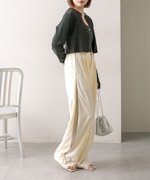 mline（エムライン）の「[mline]ラインサイドタックパンツ（その他パンツ・レディース・ブラック/アイボリー/グレー・2/1/FREE）」の7枚目の写真