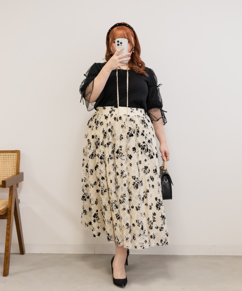 CLETTE(クレット)の「花柄チュールスカート(スカート・レディース・アイボリー/グレー・4L/3L/LL)」の22枚目の写真