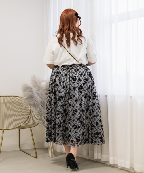 CLETTE(クレット)の「花柄チュールスカート(スカート・レディース・アイボリー/グレー・4L/3L/LL)」の12枚目の写真