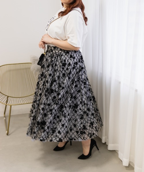 CLETTE(クレット)の「花柄チュールスカート(スカート・レディース・アイボリー/グレー・4L/3L/LL)」の13枚目の写真