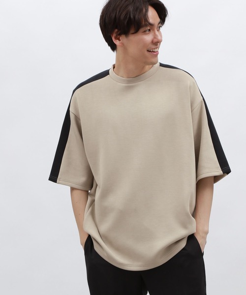 LAKOLE(ラコレ)の「【接触冷感】ダンボール袖ラインT / 127469(Tシャツ/カットソー・メンズ・ブラック/ホワイト/キャメル/グリーン・MEDIUM/LARGE/X-LARGE)」の4枚目の写真