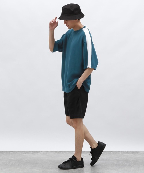 LAKOLE(ラコレ)の「【接触冷感】ダンボール袖ラインT / 127469(Tシャツ/カットソー・メンズ・ブラック/ホワイト/キャメル/グリーン・MEDIUM/LARGE/X-LARGE)」の12枚目の写真
