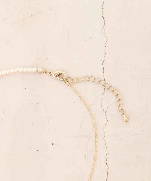 le.coeur blanc（ルクールブラン）の「パール×チェーンメタルバーネックレス（ネックレス・レディース・ゴールド・FREE）」の9枚目の写真