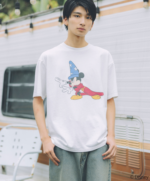 JOURNAL STANDARD（ジャーナルスタンダード）の「《追加》MICKEY MOUSE / ミッキーマウス 別注 S/S Tシャツ（Tシャツ/カットソー・メンズ・ホワイト/ホワイト系その他/イエロー/ブラック/ブラック系その他/グレー・SMALL/MEDIUM/LARGE）」の3枚目の写真