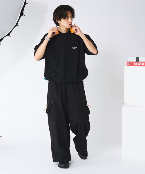 Adoon plain（アドーンプレーン）の「ナイロンドローコードワイドカーゴパンツ（カーゴパンツ・メンズ・ブラック/アイボリー・MEDIUM/LARGE）」の13枚目の写真
