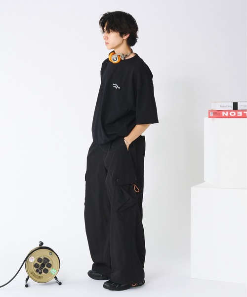 Adoon plain（アドーンプレーン）の「ナイロンドローコードワイドカーゴパンツ（カーゴパンツ・メンズ・ブラック/アイボリー・MEDIUM/LARGE）」の14枚目の写真
