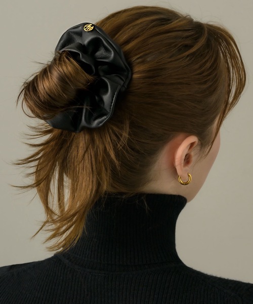 muku（ムク）の「CHOUCHOU/FAKE LEATHER（シュシュ・レディース・ブラック・FREE）」の13枚目の写真