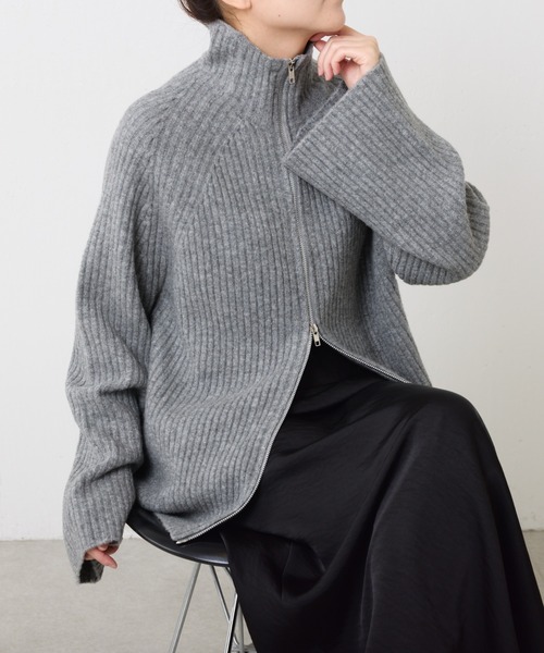 COLLAGE GALLARDAGALANTE(コラージュガリャルダガランテ)の「フロントZIPハイネックニット/WEB限定(ニット/セーター・レディース・ダークブラウン/グレー/ブラック・FREE)」の3枚目の写真