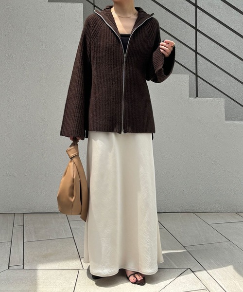 COLLAGE GALLARDAGALANTE(コラージュガリャルダガランテ)の「フロントZIPハイネックニット/WEB限定(ニット/セーター・レディース・ダークブラウン/グレー/ブラック・FREE)」の16枚目の写真