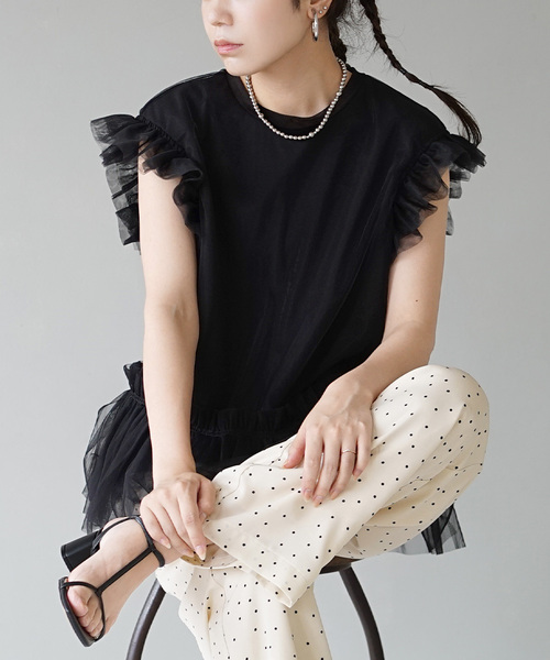 e-zakkamania stores(イーザッカマニアストアーズ)の「チュールレイヤード フリルスリーブブラウス(シャツ/ブラウス・レディース・ブラック/オフホワイト/ブルー・M)」の3枚目の写真