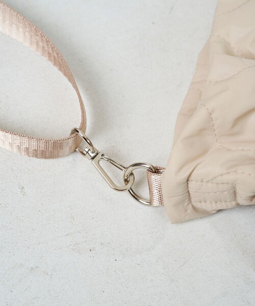 FREAK'S STORE（フリークスストア）の「PENDLETON × FREAK'S STORE/ペンドルトン 限定展開　別注 フリル 巾着バッグ（2WAY）（ショルダーバッグ・レディース・ベージュ/オリーブ/ブラック・ONE SIZE）」の8枚目の写真