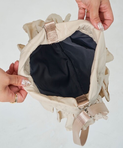 FREAK'S STORE（フリークスストア）の「PENDLETON × FREAK'S STORE/ペンドルトン 限定展開　別注 フリル 巾着バッグ（2WAY）（ショルダーバッグ・レディース・ベージュ/オリーブ/ブラック・ONE SIZE）」の5枚目の写真