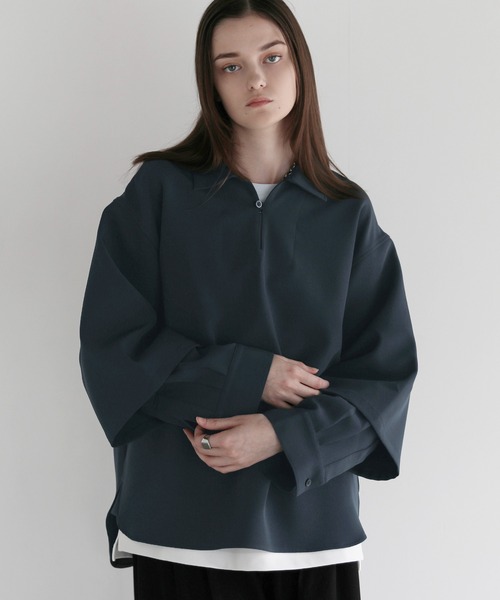 SOCCE（ソーシー）の「ルーズシルエットドレープフェイクレイヤード