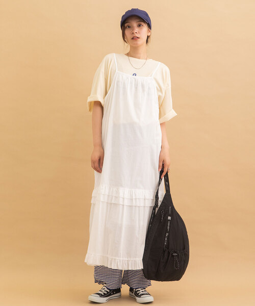 POU DOU DOU(プードゥドゥ)の「<made in INDIA>フリルキャミワンピース(ジャンパースカート・レディース・ブラック/ブルー/オフホワイト・M)」の14枚目の写真